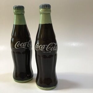 Coca Cola Bottle Salt Pepper Shakers Green Brown White Whimsical Novelty Diner